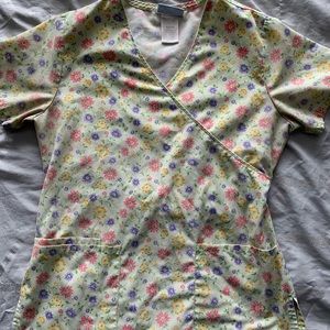 Floral scrub top
